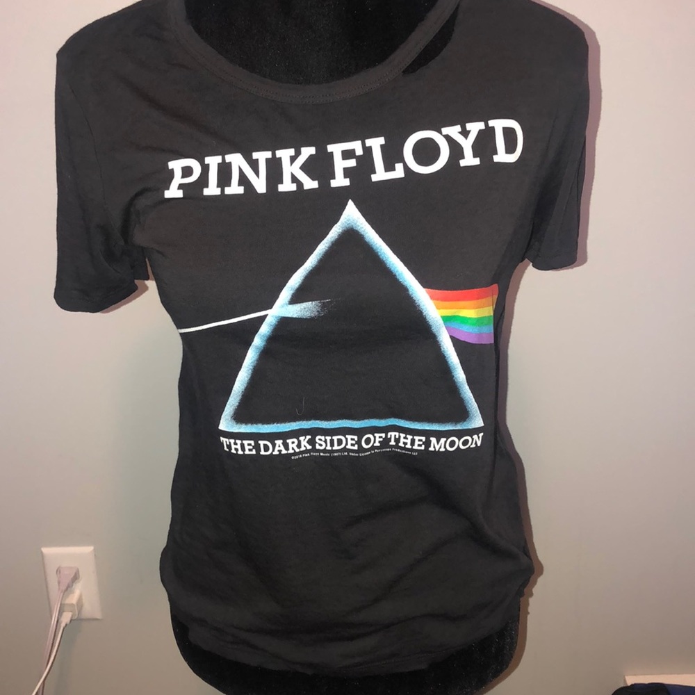 PINK FLOYD HOLLISTER TEE!